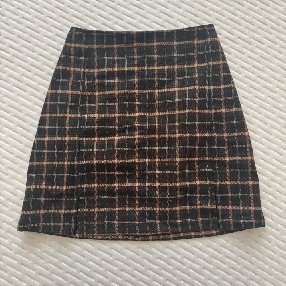 Plaid Women's Skirt - Black and Tan